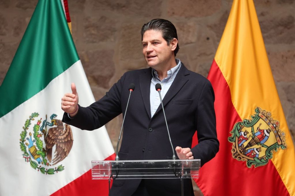 Alfonso Martínez cuestiona elección del Poder Judicial, pero llama a votar