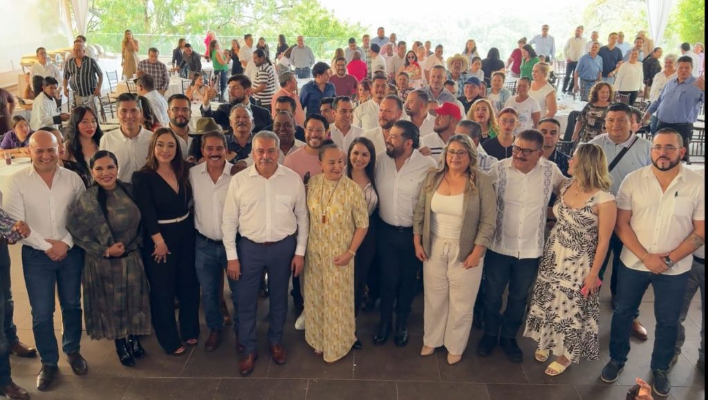 Con su agenda de candidato en Michoacán, Raúl Morón desafía a las autoridades electorales