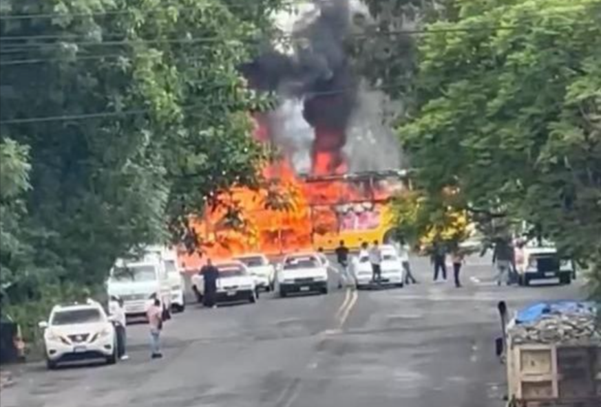 Enfrentamiento armado deja jornada de terror en Zitácuaro, Michoacán