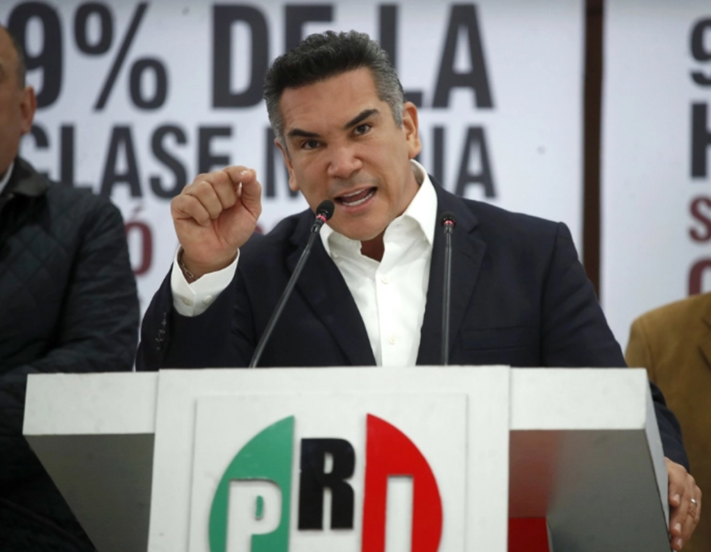 Denuncia Alito a Nicolás Maduro ante la FGR