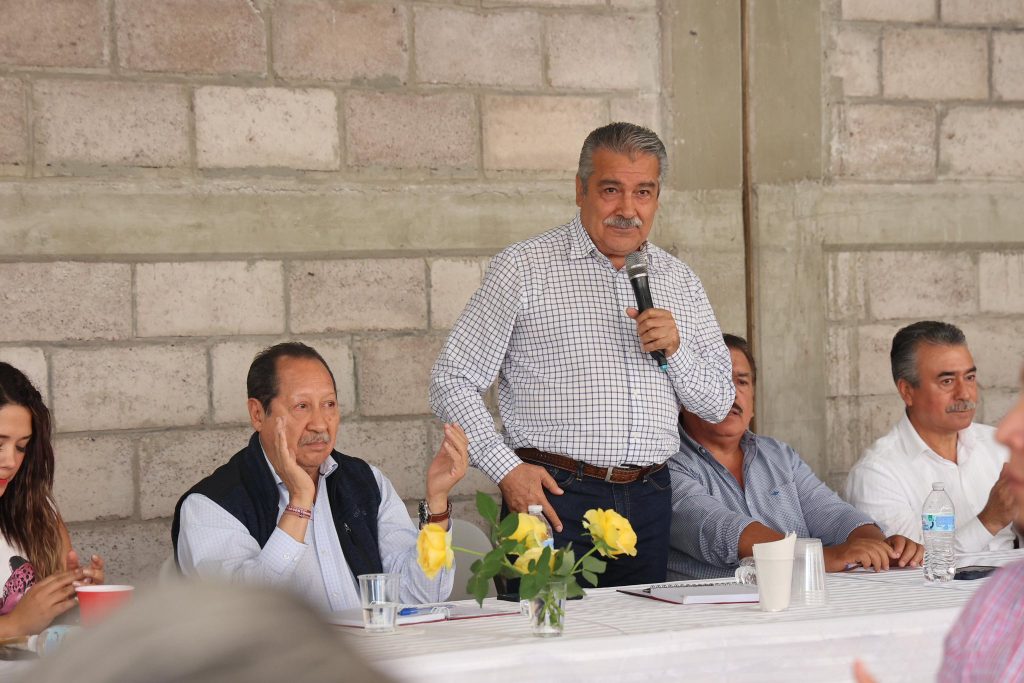 Raúl Morón recicla y se rodea de aliados de Silvano